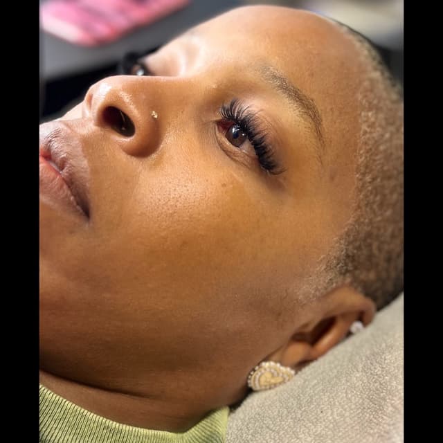 Platinum- Lash extensions at Queen Waxing & Skin Esthetics in Glen Burnie, MD